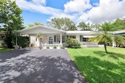 2511 NW 55th St, Tamarac, FL 33309