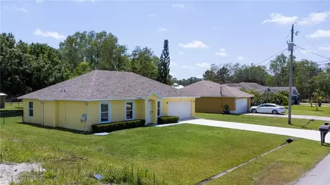 5421 NW Cromey St, Port Saint Lucie, FL 34986
