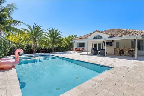 9407 SW 221st Ln, Cutler Bay, FL 33190