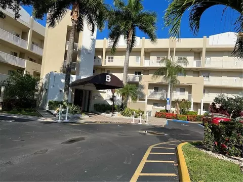 7701 Granville #101, Tamarac, FL 33321