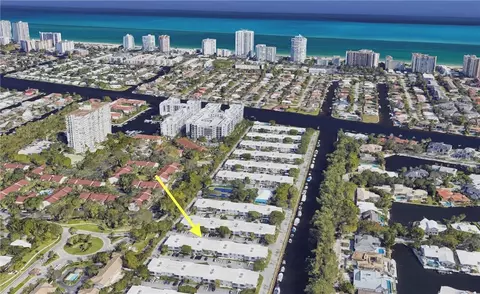 6395 Bay Club Dr #2, Fort Lauderdale, FL 33308