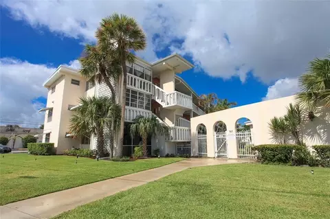 161 NE 10th Ave #8C, Hallandale Beach, FL 33009
