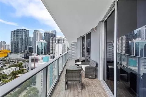1010 SW 2nd Ave #1907, Miami, FL 33130