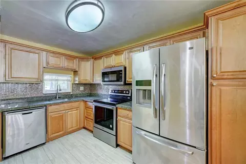 8980 S Hollybrook Blvd #107, Pembroke Pines, FL 33025