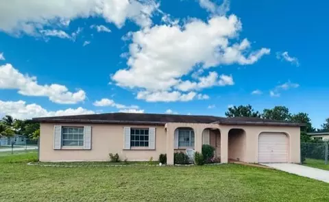 10915 Stacey Ln, Boca Raton, FL 33428