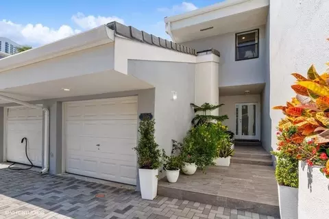 306 Poinciana Dr #708, Sunny Isles Beach, FL 33160