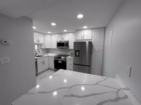 8970 S Hollybrook #206, Pembroke Pines, FL 33025