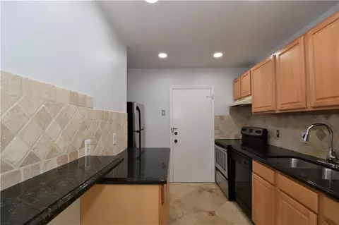 2251 NE 66th St #1608, Fort Lauderdale, FL 33308