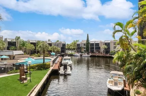 9 Royal Palm Way #103, Boca Raton, FL 33432