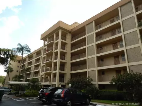 2650 S Course Dr #304, Pompano Beach, FL 33069