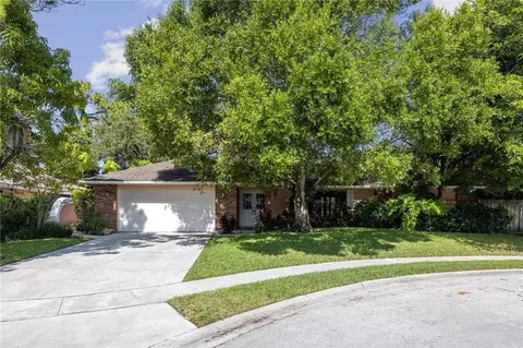 637 Dracena Dr, Wellington, FL 33414