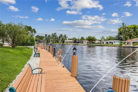 130 E Cypress Club Dr #316, Pompano Beach, FL 33060