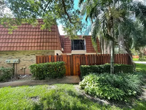3118 Spanish Wells Dr #15C, Delray Beach, FL 33445