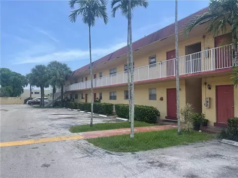 850 E Commercial Blvd #138E, Oakland Park, FL 33334