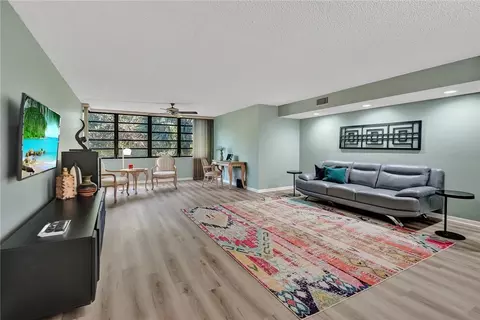 3150 NW 42nd Ave #E303, Coconut Creek, FL 33066