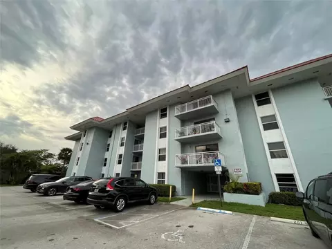 505 S Pine Island Rd #401B, Plantation, FL 33324