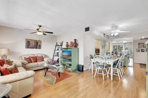 1805 Eleuthera Pt #J3, Coconut Creek, FL 33066