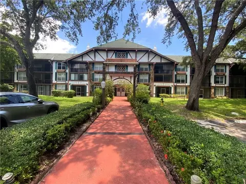 3750 Inverrary Dr #2X, Lauderhill, FL 33319