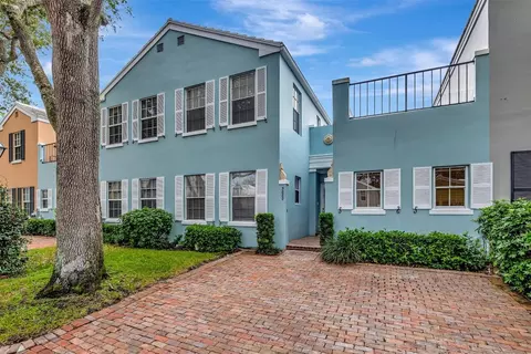 5889 Bartram St, Boca Raton, FL 33433