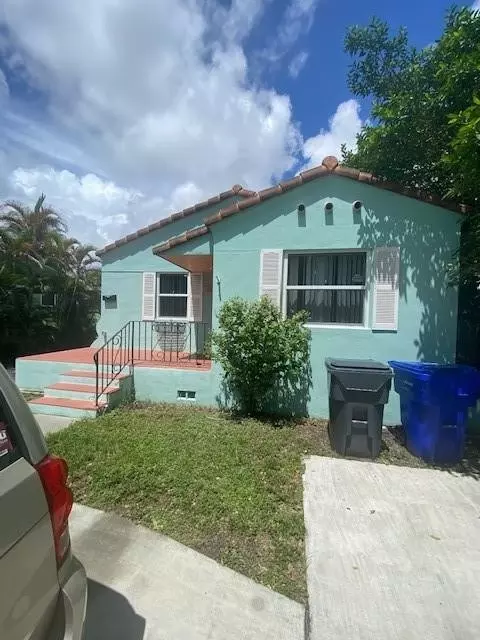 1010 N 17, Hollywood, FL 33020