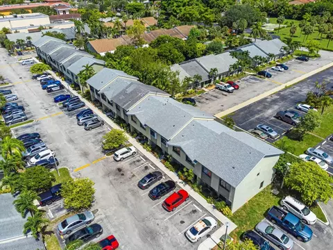 7619 NW 38th Ct #7619, Sunrise, FL 33351