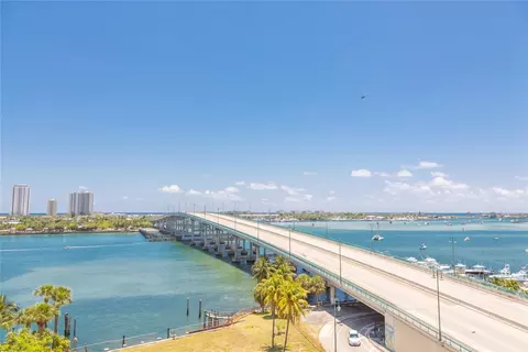 2640 Lake Shore Dr #1410, Riviera Beach, FL 33404