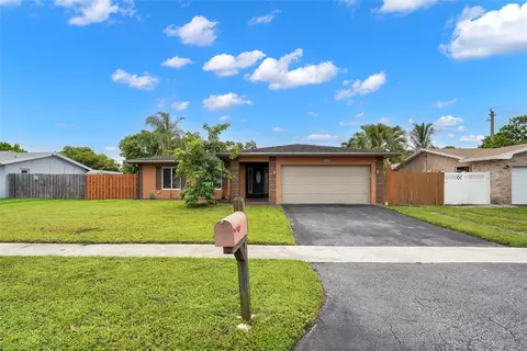 8202 NW 73rd, Tamarac, FL 33321