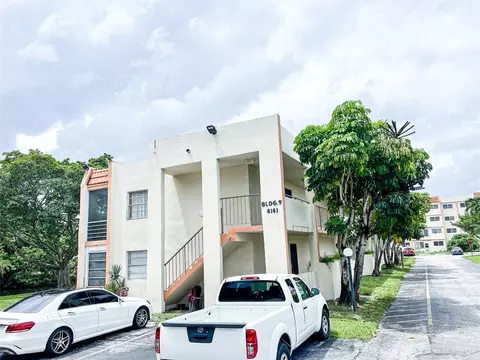 4141 NW 21st #103, Lauderhill, FL 33313