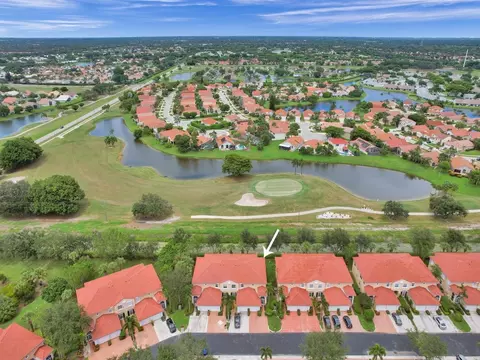 12446 Crystal Pointe Dr #101, Boynton Beach, FL 33437