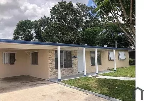3431 NW 4th St, Lauderhill, FL 33311