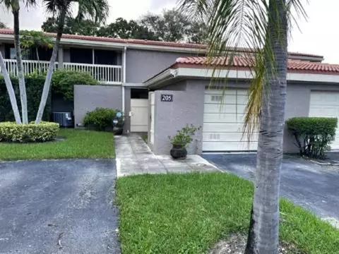 205 Dunwoody #17-85, Hollywood, FL 33021