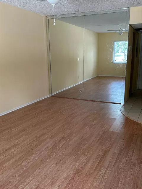 424 N Riverside Dr #104, Pompano Beach, FL 33062