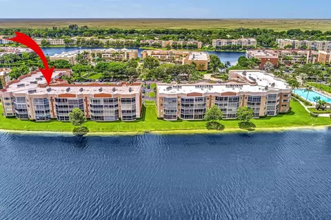 7424 Granville Dr #205, Tamarac, FL 33321