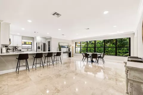 1851 NE 34th Ct, Oakland Park, FL 33306