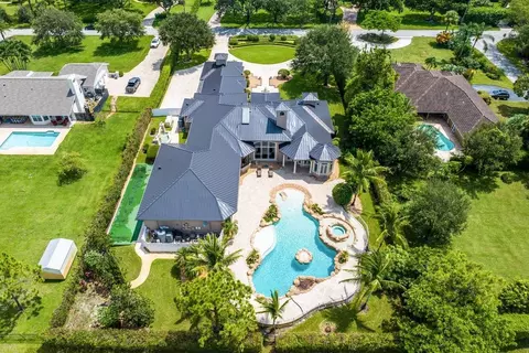 6747 NW 63rd Way, Parkland, FL 33067