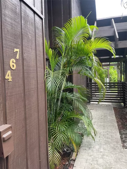467 N University Dr #467, Plantation, FL 33324