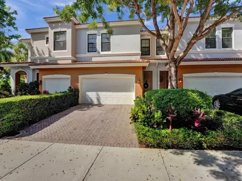 5119 Gramercy Sq, Delray Beach, FL 33484