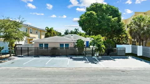 1108 NE 16th Ter, Fort Lauderdale, FL 33304