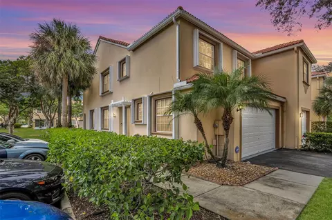 9696 Royal Palm Blvd #9696, Coral Springs, FL 33065