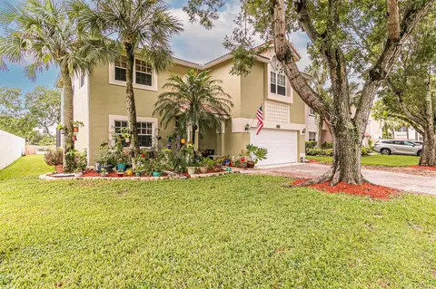 656 NW 133rd Dr, Plantation, FL 33325