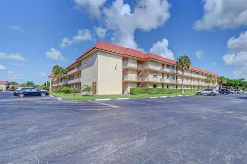 700 SE 6 Ave #105, Deerfield Beach, FL 33441