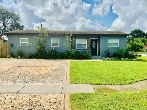 6374 SW 1st St, Margate, FL 33068