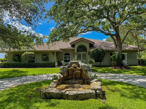 5745 Melalueca Rd, Southwest Ranches, FL 33330
