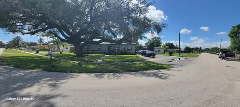 3460 NW 7th St, Lauderhill, FL 33311