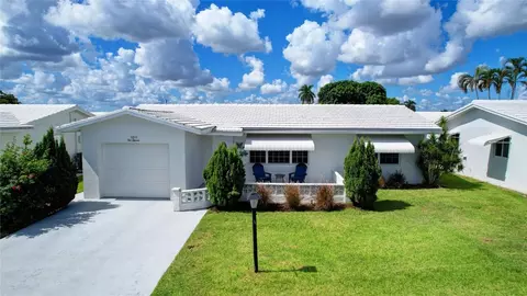 1011 SW 17th St, Boynton Beach, FL 33426