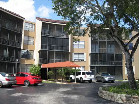 3900 N N Hls #306, Hollywood, FL 33021
