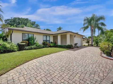 4614 Norfolk Island Pne, Tamarac, FL 33319
