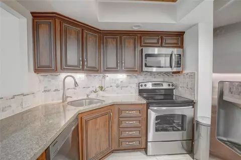 55 SW 2 Ave #104 G, Boca Raton, FL 33432
