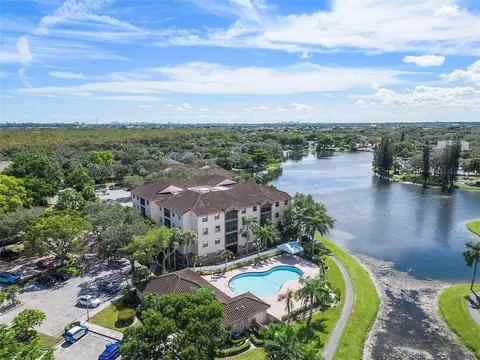 4300 NW 30th #141, Coconut Creek, FL 33066