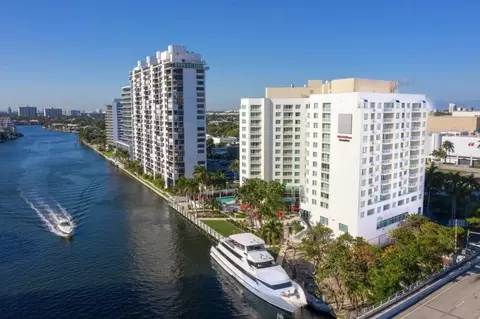 2670 E Sunrise Blvd #415, Fort Lauderdale, FL 33304